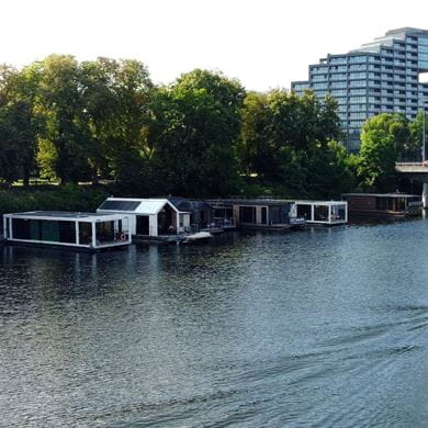 Houseboats la Mare with Purmo smart radiators